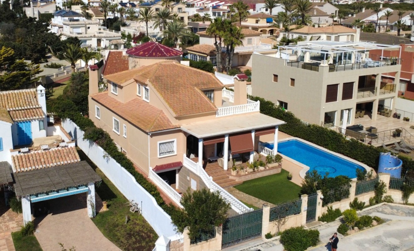 Wederverkoop - Detached villa - Torrevieja - Torrelamata - La Mata