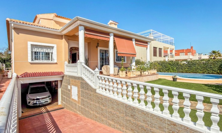 Wederverkoop - Detached villa - Torrevieja - Torrelamata - La Mata