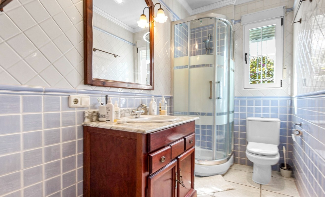 Wederverkoop - Detached villa - Torrevieja - Torrelamata - La Mata