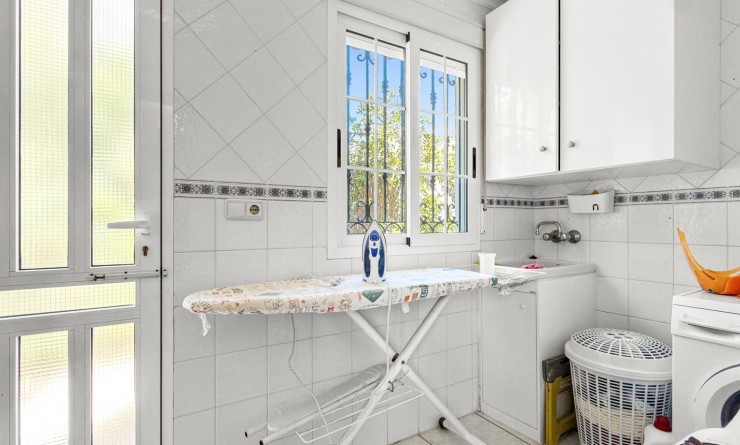 Wederverkoop - Detached villa - Torrevieja - Torrelamata - La Mata