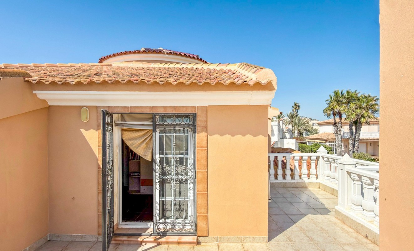 Wederverkoop - Detached villa - Torrevieja - Torrelamata - La Mata