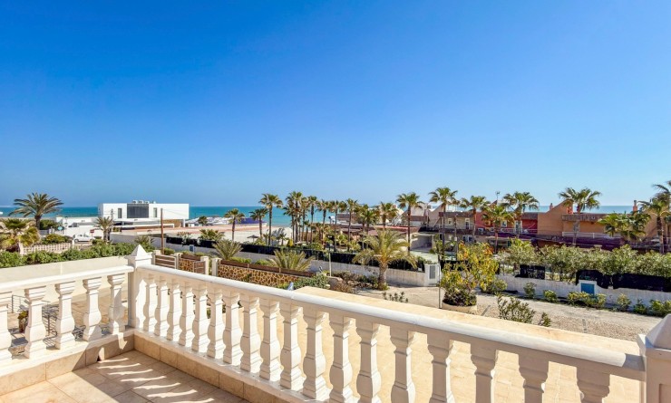 Wederverkoop - Detached villa - Torrevieja - Torrelamata - La Mata