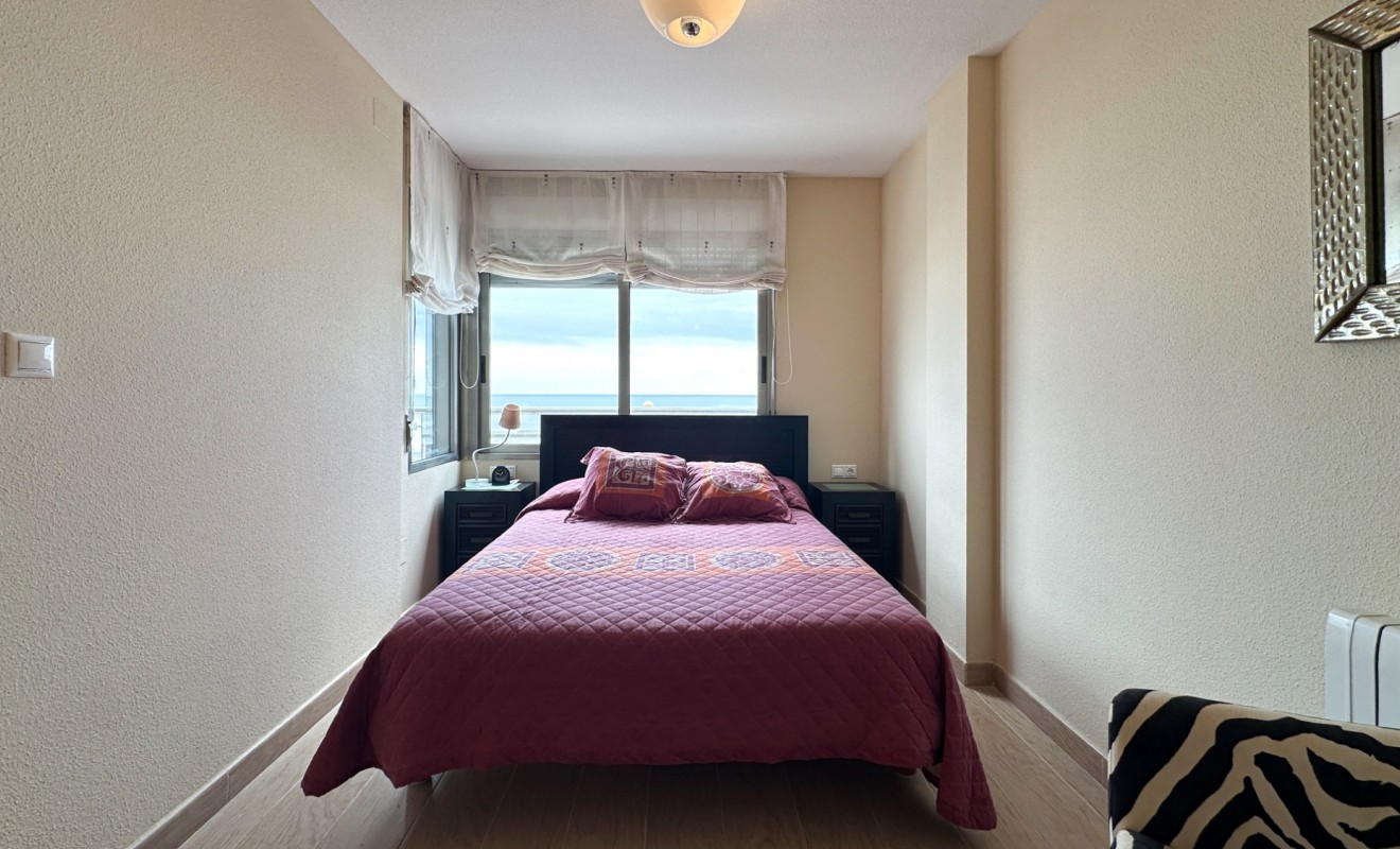 Wederverkoop - Apartment / flat - Torrevieja - Playa de los Locos