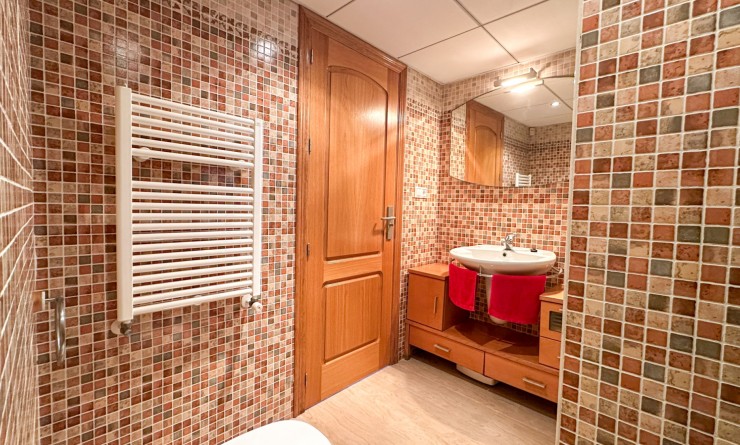 Wederverkoop - Apartment / flat - Torrevieja - Playa de los Locos