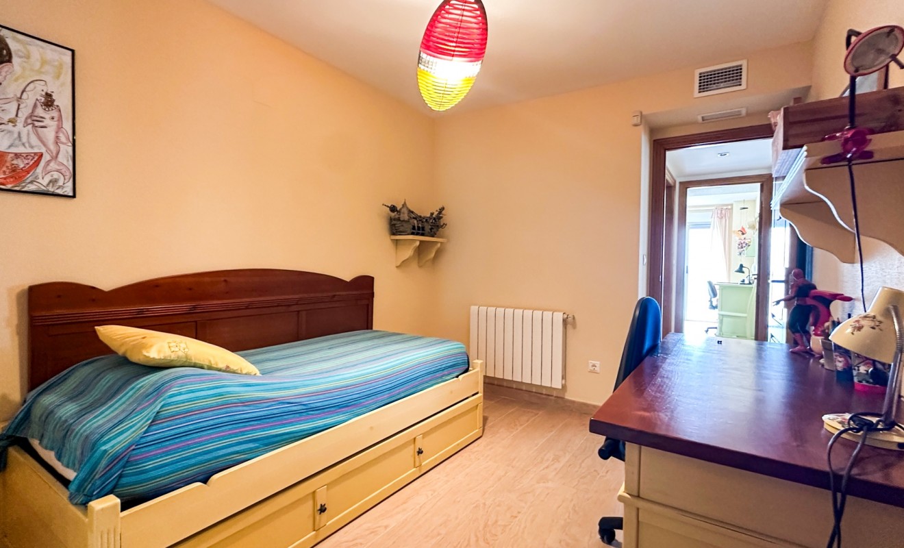 Wederverkoop - Apartment / flat - Torrevieja - Playa de los Locos