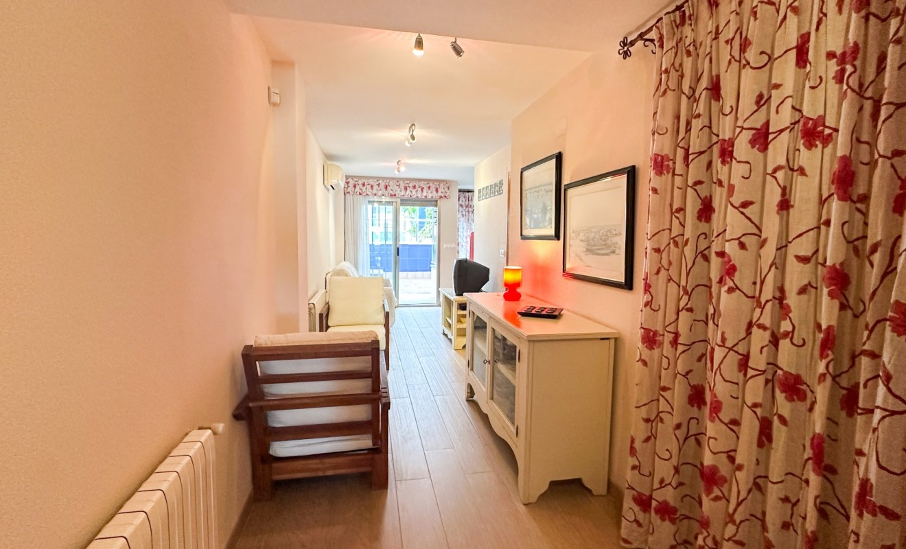 Wederverkoop - Apartment / flat - Torrevieja - Playa de los Locos