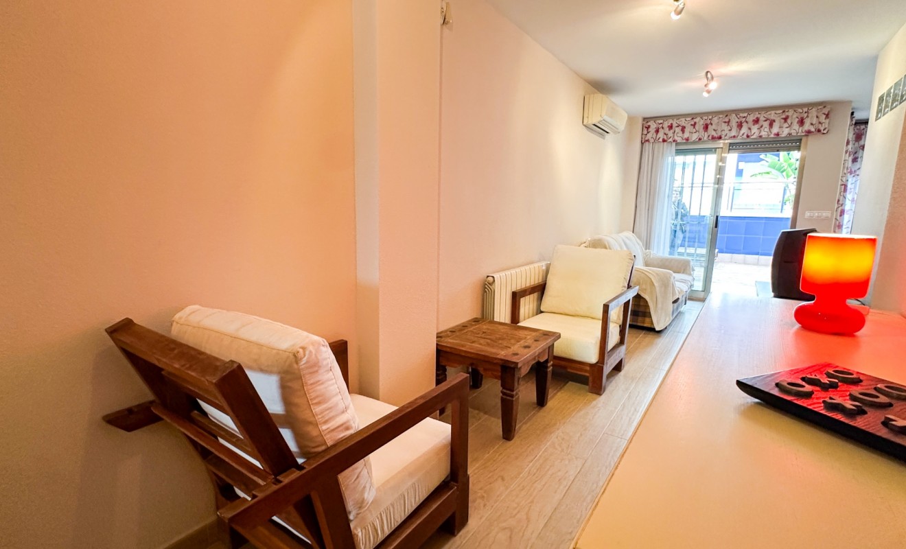 Wederverkoop - Apartment / flat - Torrevieja - Playa de los Locos