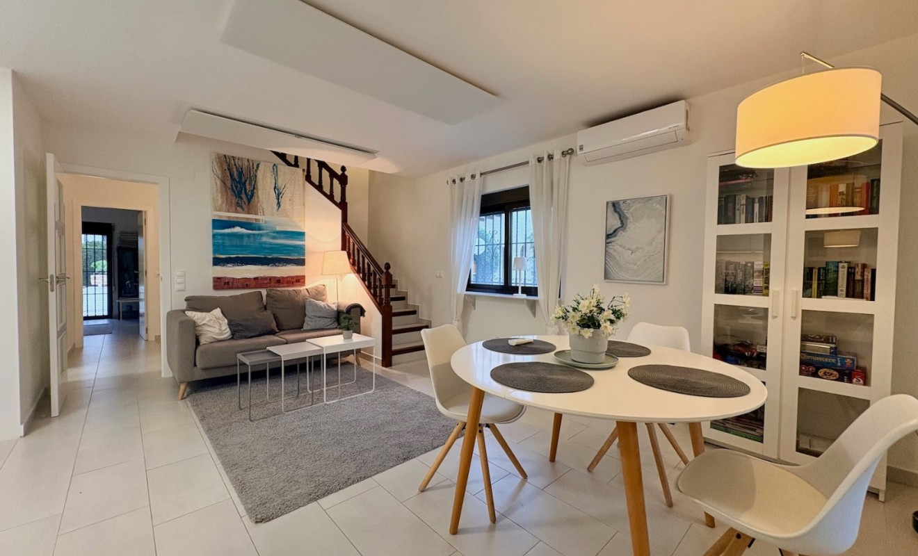 Sale - Adosado - Orihuela Costa - Cabo Roig