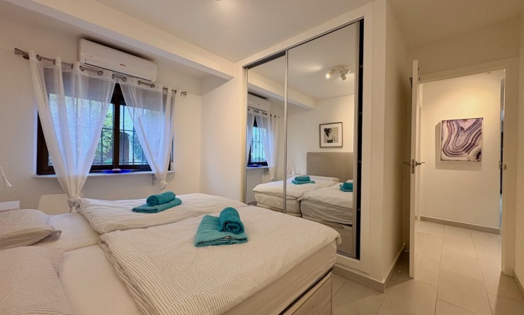 Sale - Adosado - Orihuela Costa - Cabo Roig