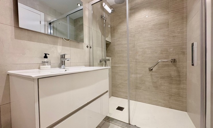 Sale - Adosado - Orihuela Costa - Cabo Roig