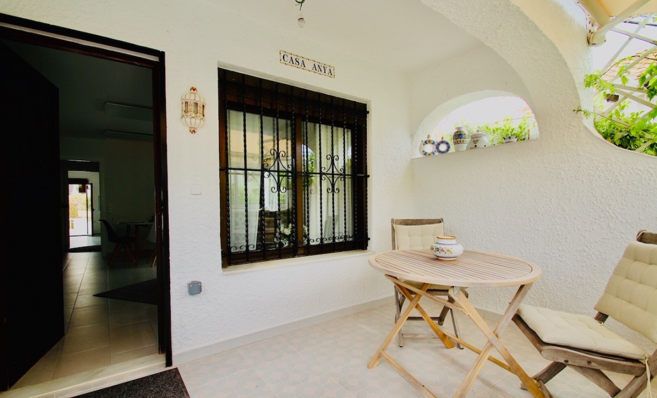 Sale - Adosado - Orihuela Costa - Cabo Roig