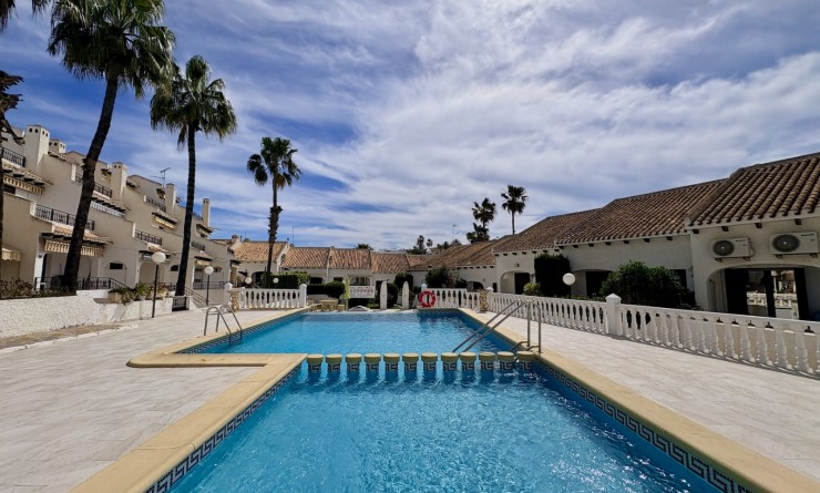 Sale - Adosado - Orihuela Costa - Cabo Roig