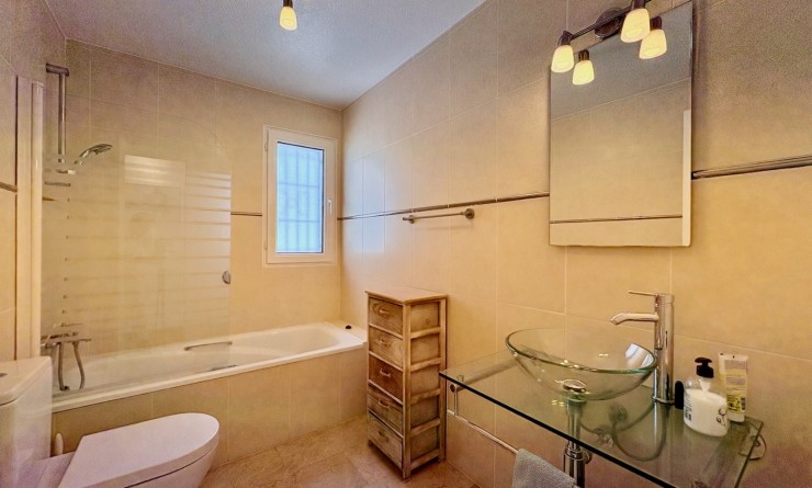 Wederverkoop - Single Family Home - Orihuela - Villamartin