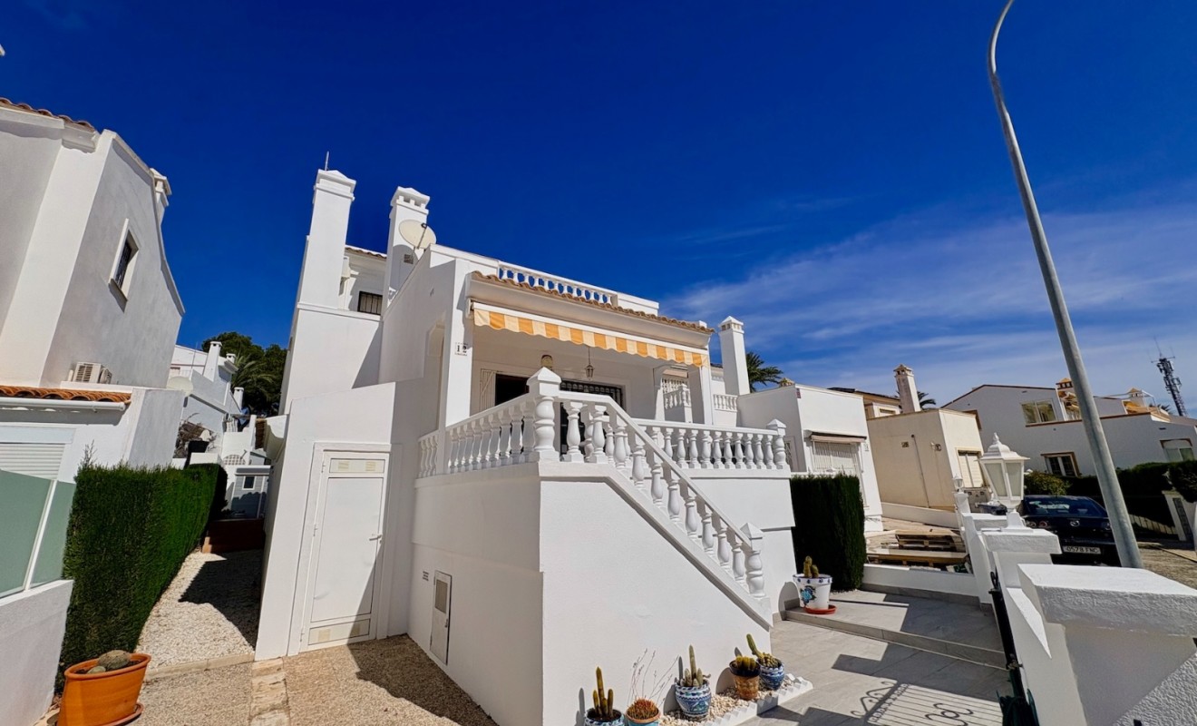 Wederverkoop - Single Family Home - Orihuela - Villamartin