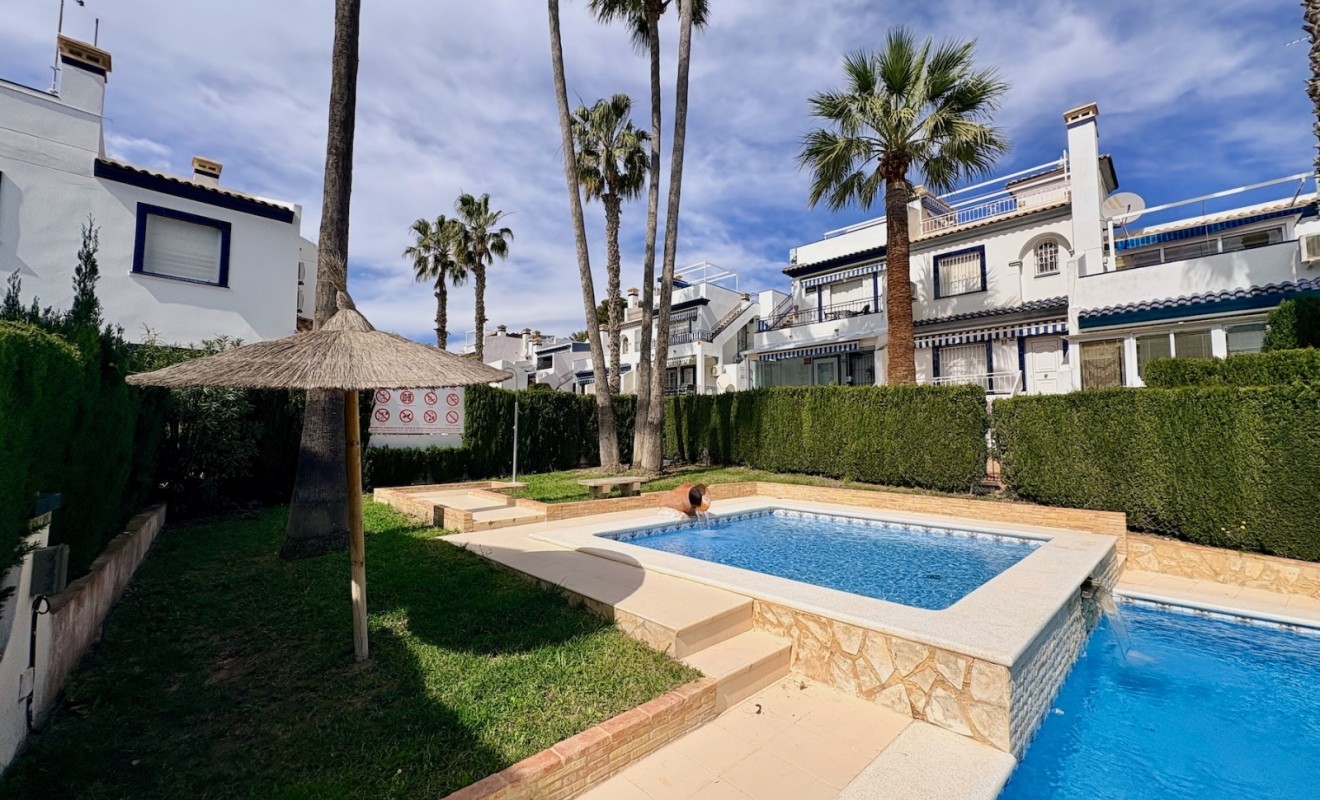 Wederverkoop - Single Family Home - Orihuela - Villamartin