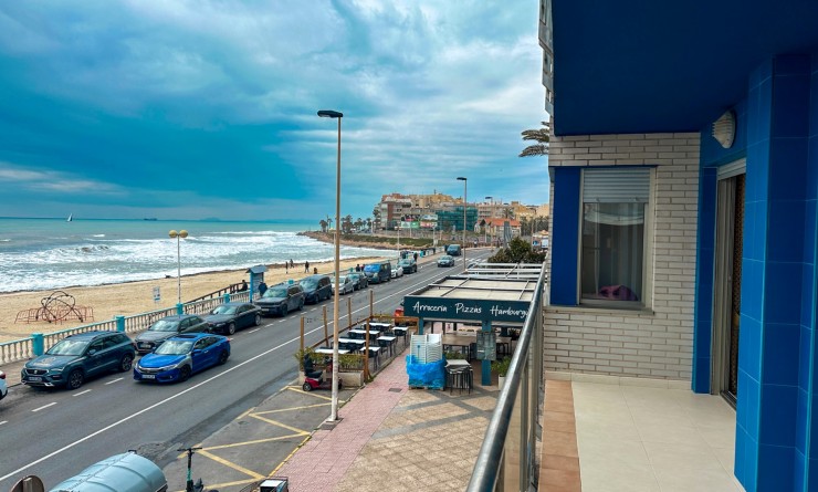 Wederverkoop - Apartment / flat - Torrevieja - Playa de los Locos