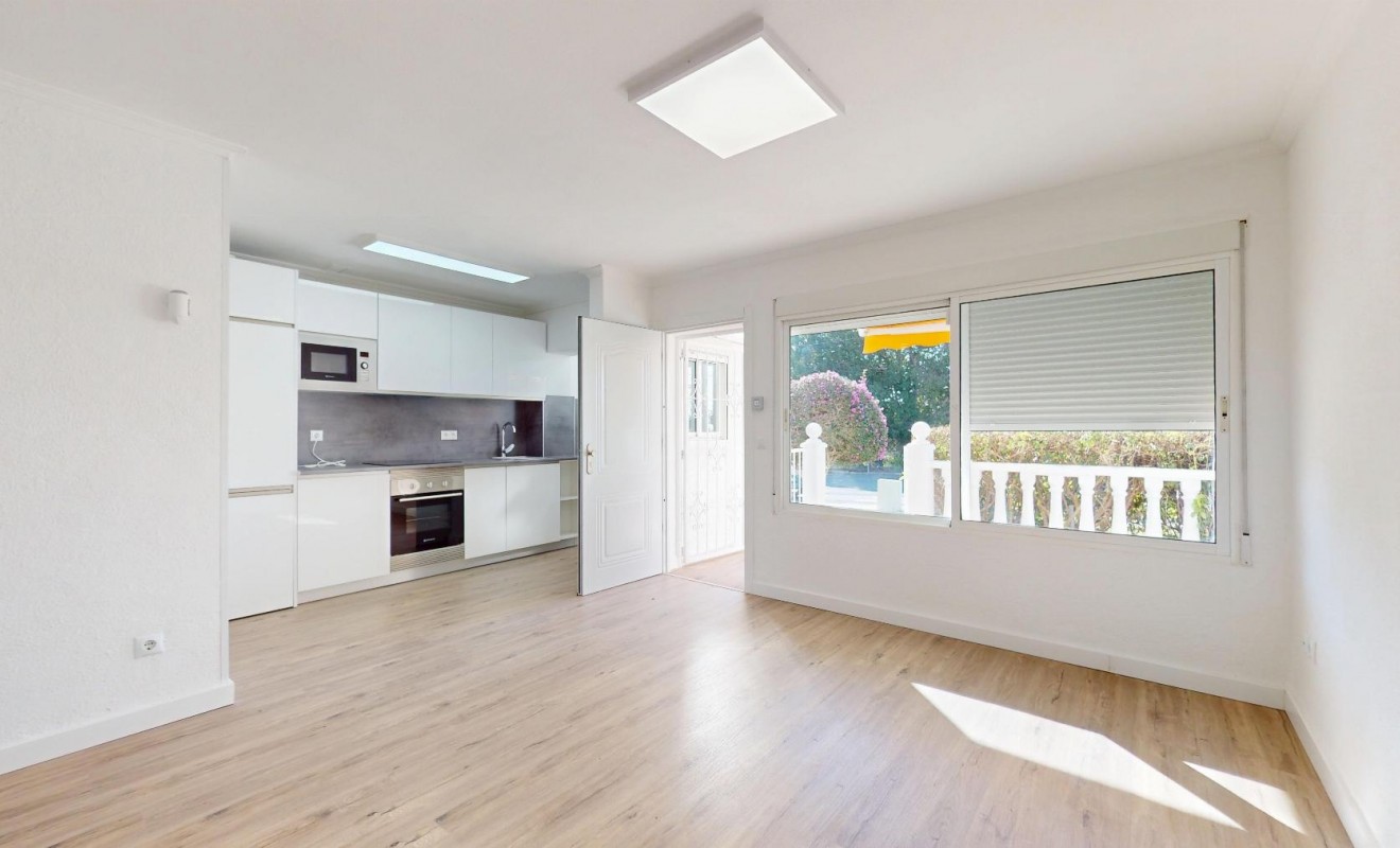 Wederverkoop - Bungalow - Orihuela Costa - Villamartín