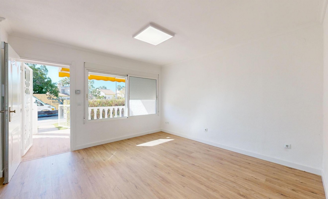 Wederverkoop - Bungalow - Orihuela Costa - Villamartín