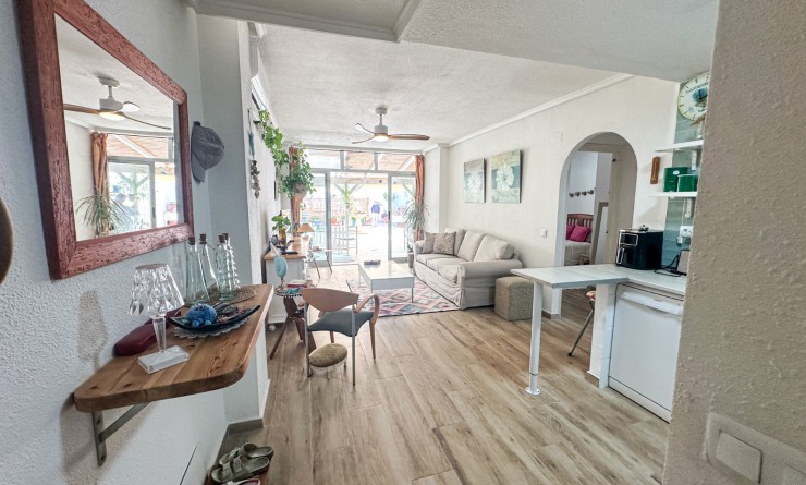 Wederverkoop - Apartment / flat - Torrevieja - Centro