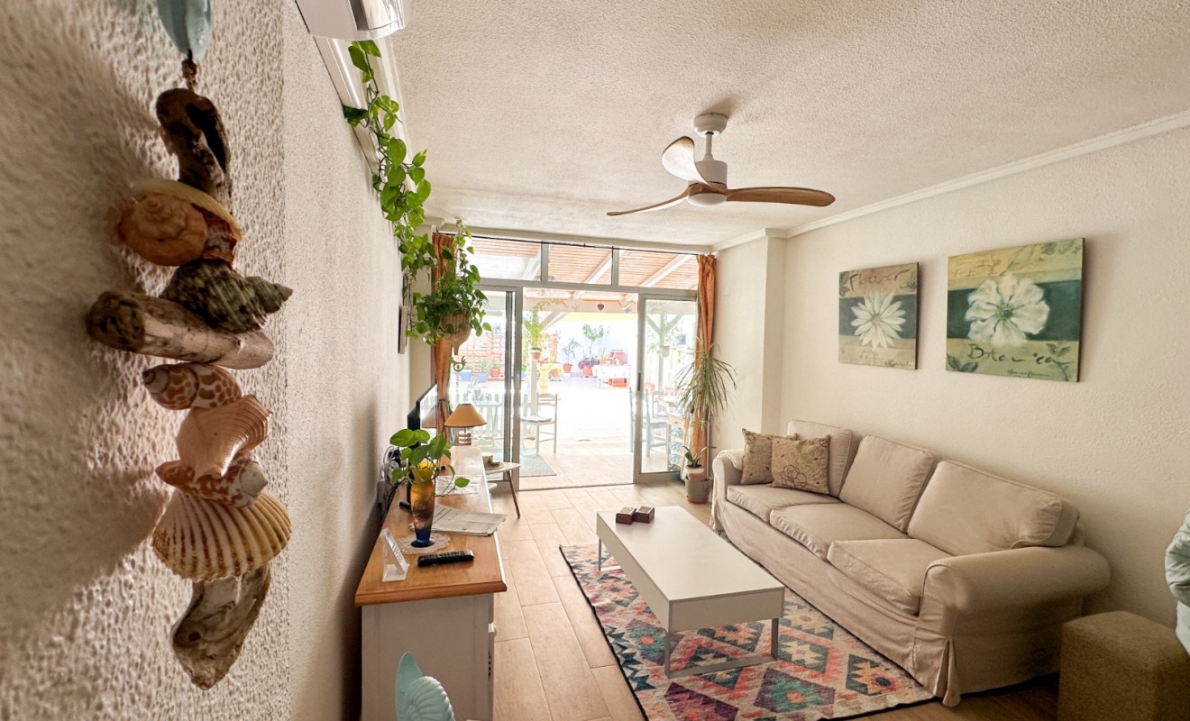 Wederverkoop - Apartment / flat - Torrevieja - Centro