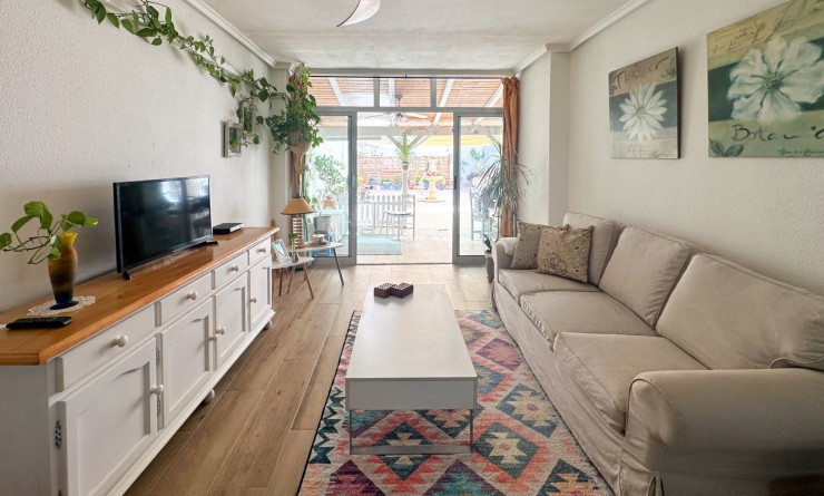 Wederverkoop - Apartment / flat - Torrevieja - Centro