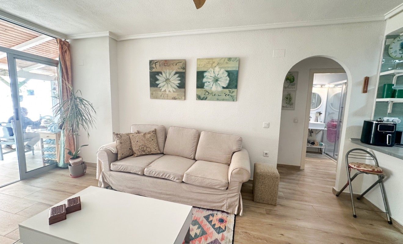 Wederverkoop - Apartment / flat - Torrevieja - Centro