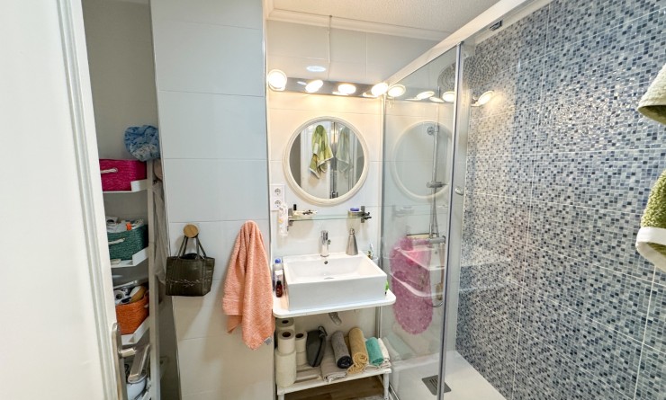 Wederverkoop - Apartment / flat - Torrevieja - Centro