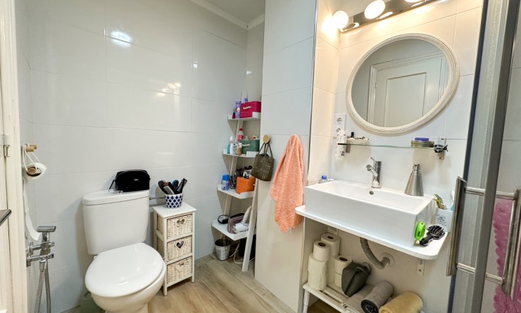 Wederverkoop - Apartment / flat - Torrevieja - Centro