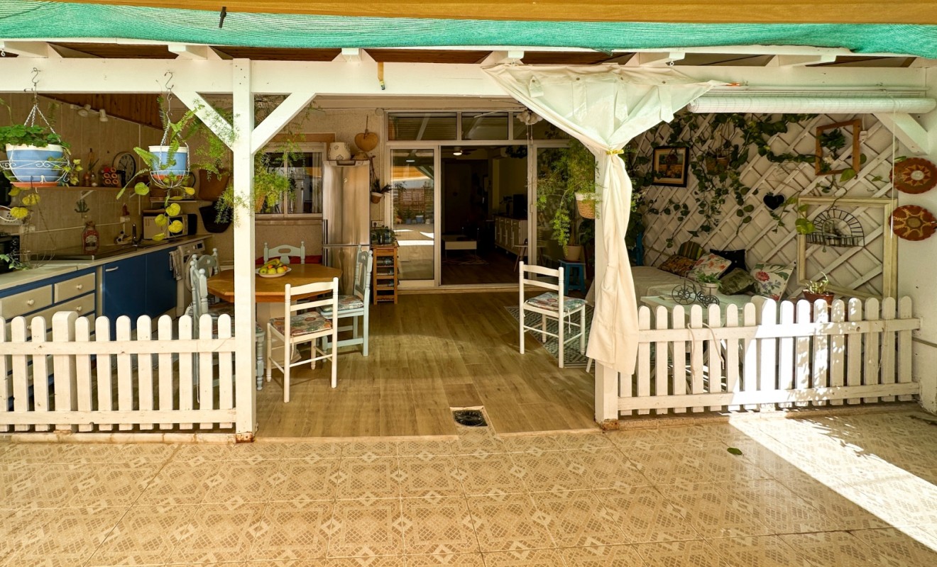 Wederverkoop - Apartment / flat - Torrevieja - Centro