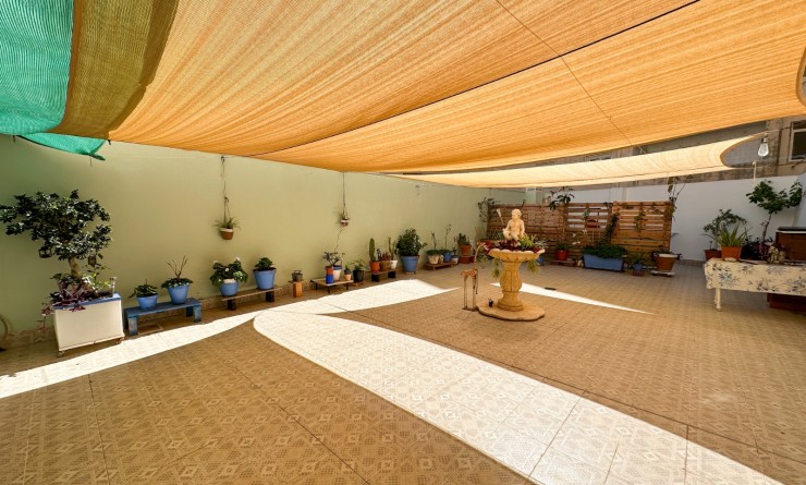 Wederverkoop - Apartment / flat - Torrevieja - Centro