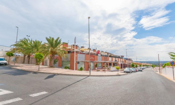 Long time Rental - Commercial Unit - San Fulgencio - La Marina