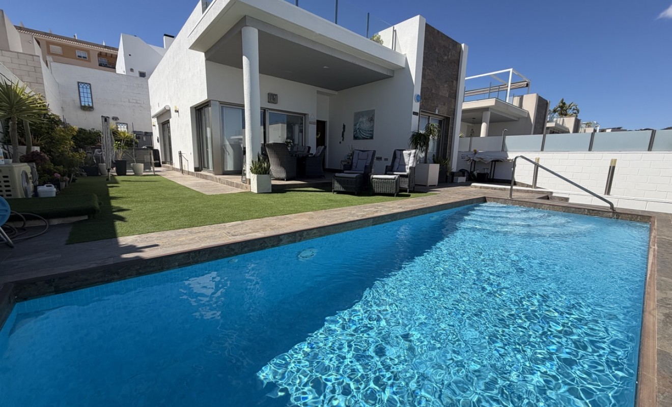 Revente - Villa - Villamartín