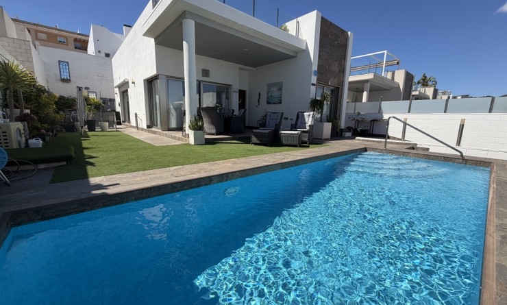 Revente - Villa - Villamartín