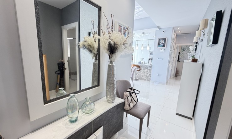 Revente - Villa - Villamartín