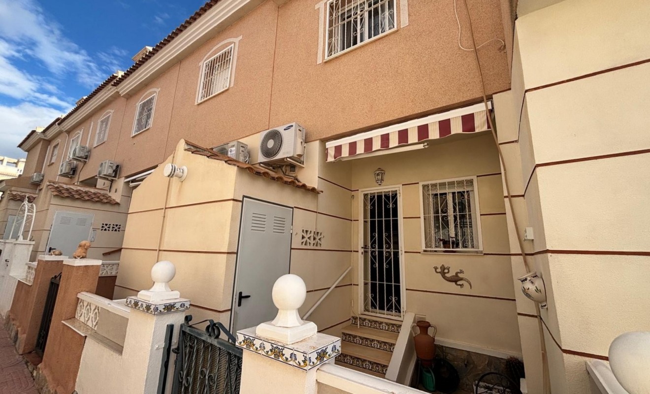 Revente - Maison de ville - Ciudad quesada - Doña pepa