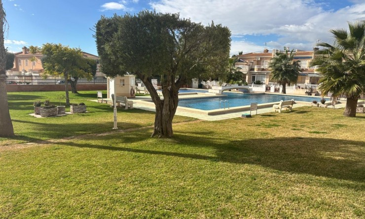 Revente - Maison de ville - Ciudad quesada - Doña pepa