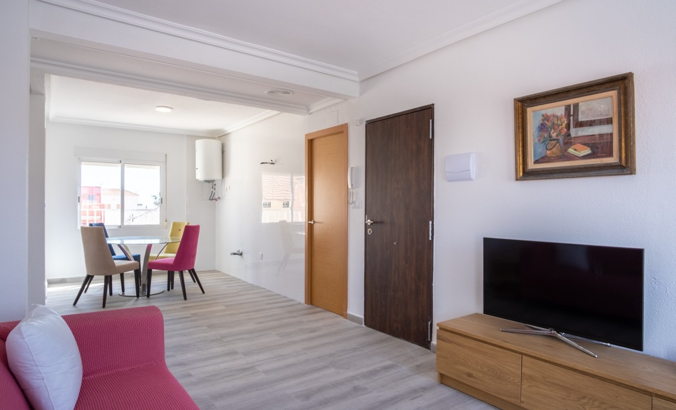 Sale - Apartment / flat - Pilar de la Horadada - La Torre de la Horadada