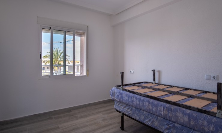 Sale - Apartment / flat - Pilar de la Horadada - La Torre de la Horadada