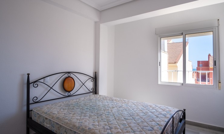 Sale - Apartment / flat - Pilar de la Horadada - La Torre de la Horadada