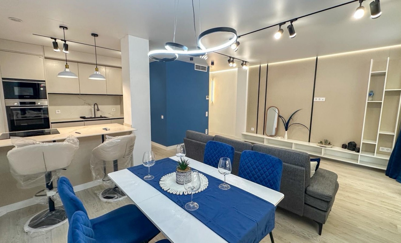 Wederverkoop - Apartment / flat - Torrevieja - El Acequión - Los Náufragos