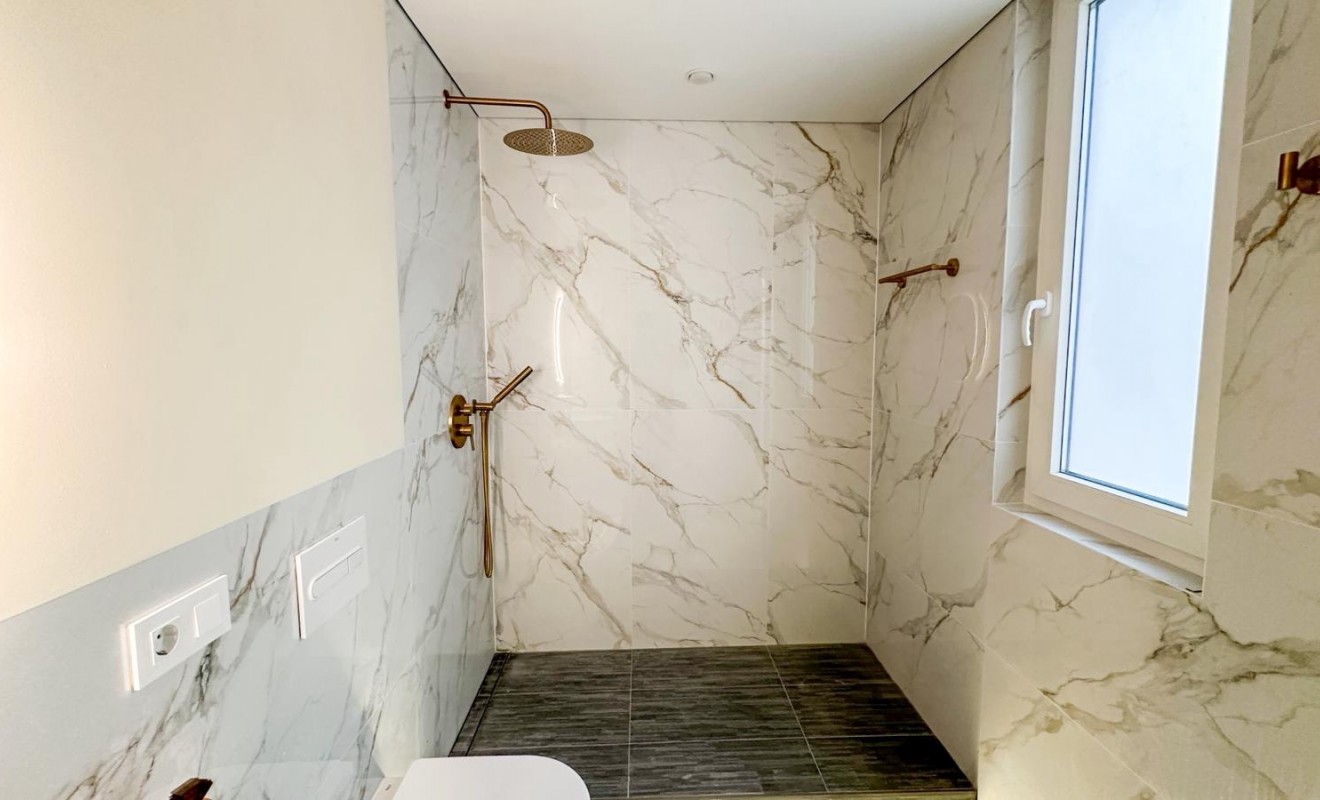 Wederverkoop - Apartment / flat - Torrevieja - El Acequión - Los Náufragos