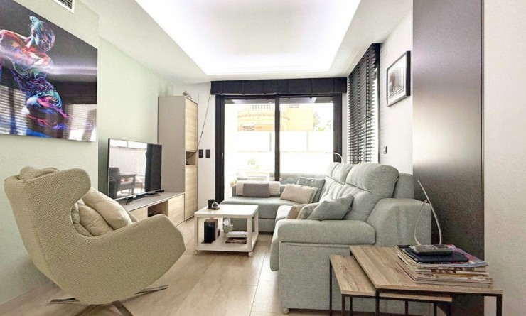 Wederverkoop - Detached villa - Orihuela Costa - Villamartín