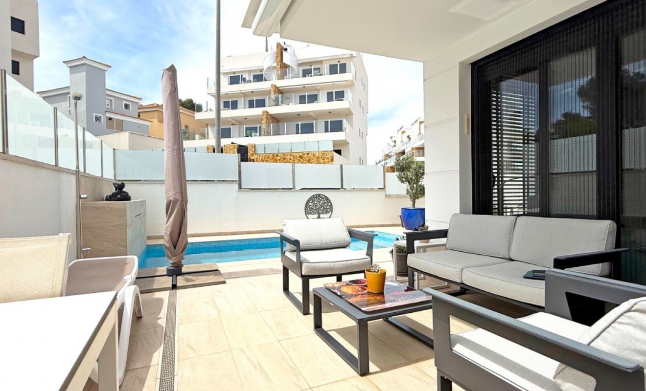 Wederverkoop - Detached villa - Orihuela Costa - Villamartín