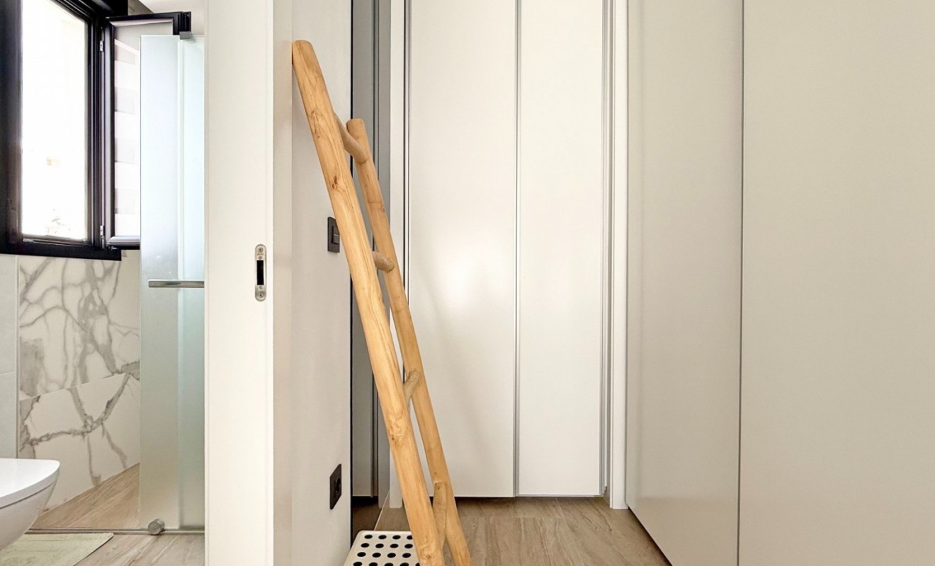 Wederverkoop - Detached villa - Orihuela Costa - Villamartín