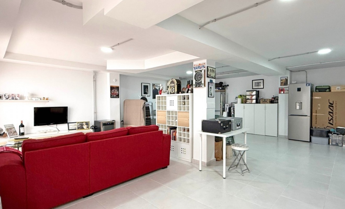 Wederverkoop - Detached villa - Orihuela Costa - Villamartín