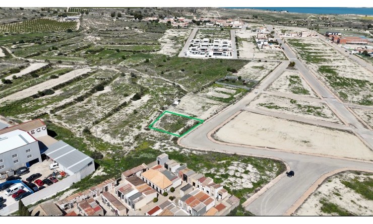 Sale - Plot / Land - Torremendo
