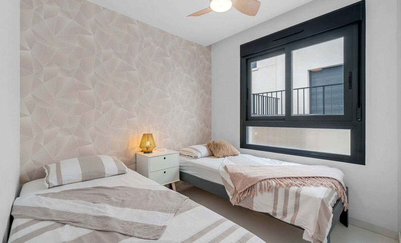 Wederverkoop - 1. Apartment / flat - San Miguel de Salinas - Urbanizaciones