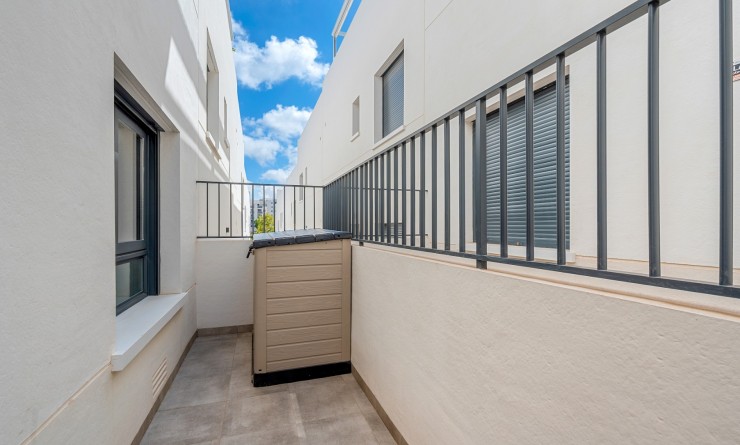 Wederverkoop - 1. Apartment / flat - San Miguel de Salinas - Urbanizaciones