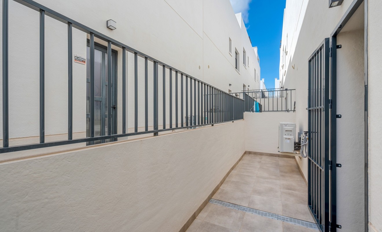 Wederverkoop - 1. Apartment / flat - San Miguel de Salinas - Urbanizaciones