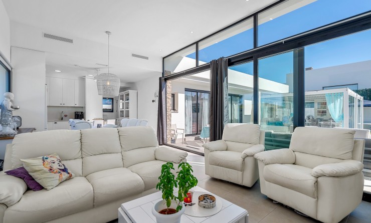 Wederverkoop - Independent villa - Calasparra - Urbanización coto riñales